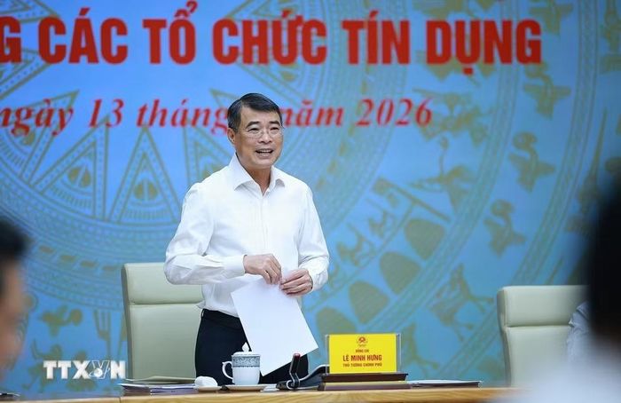 Thủ tướng Lê Minh Hưng làm việc với Ngân hàng Nhà nước Việt Nam và các hệ thống tín dụng. (Ảnh: Dương Giang/TTXVN)