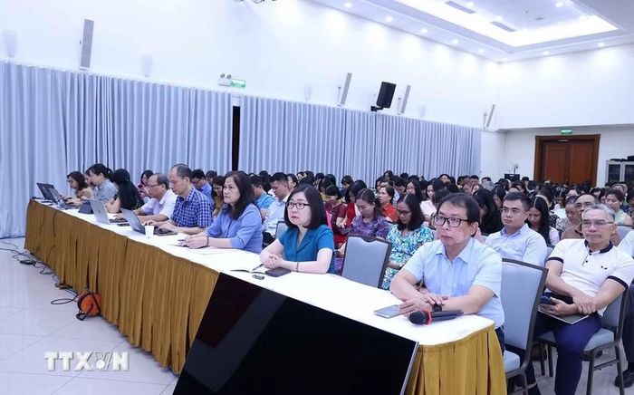 Đảng viên thuộc Đảng bộ Thông tấn xã Việt Nam tham dự Hội nghị trực tuyến tại điểm cầu trụ sở Thông tấn quốc gia (số 5 Lý Thường Kiệt, Hà Nội). (Ảnh: Văn Điệp/TTXVN)