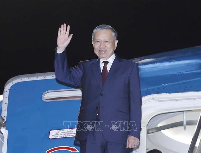 Tổng Bí thư, Chủ tịch nước Tô Lâm rời thành phố Auckland về nước, kết thúc tốt đẹp chuyến thăm cấp Nhà nước tới New Zealand. Ảnh: Thống Nhất/TTXVN