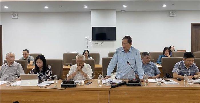 Các nhà khoa học phát biểu tại Toạ đàm. Ảnh: TTXVN phát