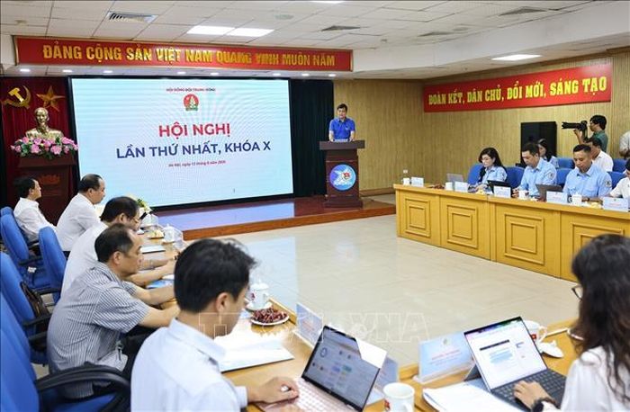 Hội nghị lần thứ nhất Hội đồng Đội Trung ương khóa X. Ảnh: Minh Đức/TTXVN