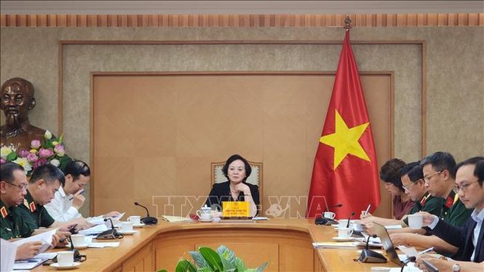 Quang cảnh cuộc họp.
