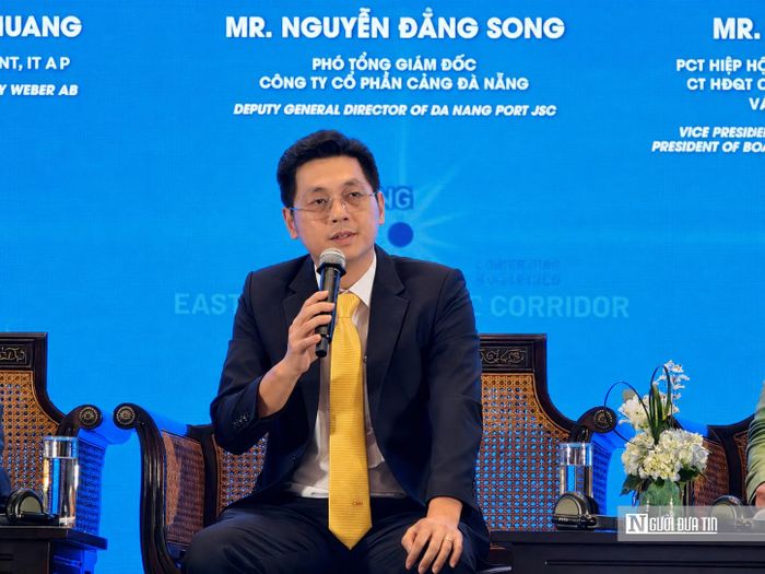 Ông Nguyễn Đẳng Song, Phó tổng giám đốc Công ty cổ phần Cảng Đà Nẵng, cho rằng thể chế, hạ tầng và kết nối phải được triển khai đồng bộ để dòng hàng vận chuyển thông suốt với chi phí thấp.