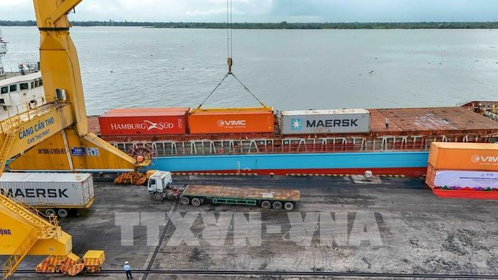 Cảng Cái Cui được quy hoạch trở thành cảng biển quốc tế trong tương lai, phục vụ xuất nhập khẩu và trung chuyển hàng hóa giữa các tỉnh miền Tây với TP. Hồ Chí Minh và các cảng biển quốc tế. Ảnh: Thanh Liêm - TTXVN