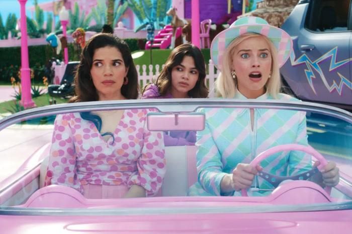 Kế hoạch thực hiện Barbie 2 đang gặp trở ngại khi Warner Bros. và ê-kíp chủ chốt chưa đạt được thỏa thuận mới về thù lao, khiến dự án có nguy cơ đình trệ. Ảnh: Warner Bros.