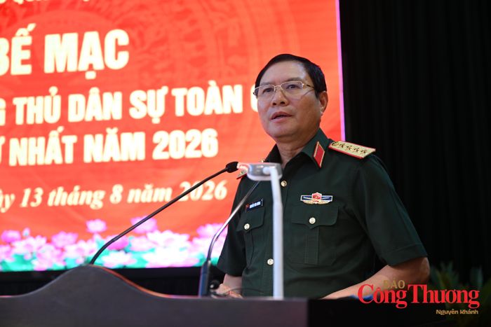 Đại tướng Nguyễn Tân Cương, Tổng Tham mưu trưởng Quân đội nhân dân Việt Nam, Thứ trưởng Bộ Quốc phòng phát biểu tại lễ bế mạc.
