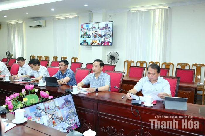 Các đại biểu dự hội nghị.