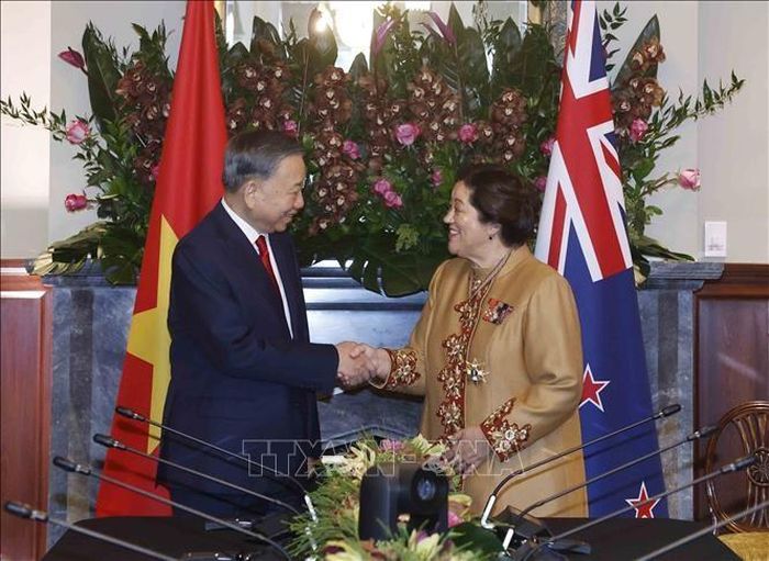 Tổng Bí thư, Chủ tịch nước Tô Lâm và Toàn quyền New Zealand Cindy Kiro trước hội đàm. Ảnh: Thống Nhất – TTXVN