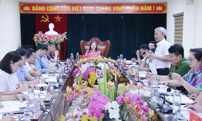  Toàn cảnh buổi giám sát. 