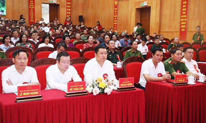 Các đại biểu dự Ngày hội toàn dân bảo vệ an ninh Tổ quốc năm 2026 phường Từ Sơn.