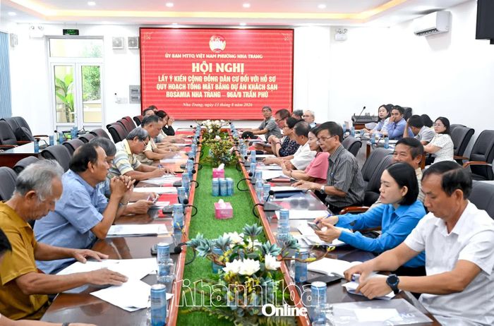 Quang cảnh hội nghị.
