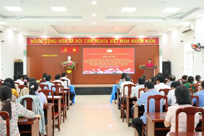 Quang cảnh hội nghị.
