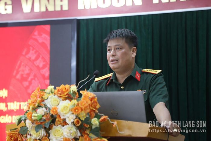 Báo cáo viên triển khai các nội dung bồi dưỡng giáo viên