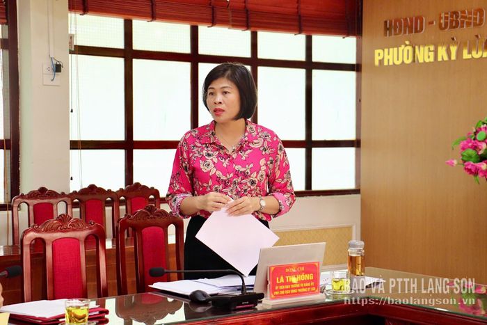 Lãnh đạo UBND phường Kỳ Lừa phát biểu tại hội nghị