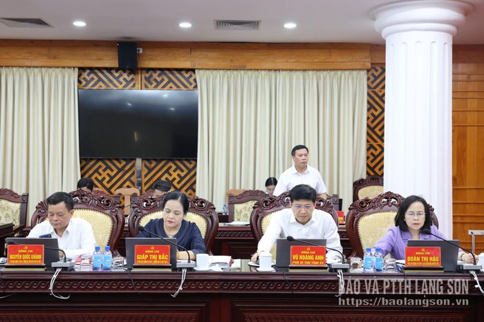 Các đại biểu dự hội nghị