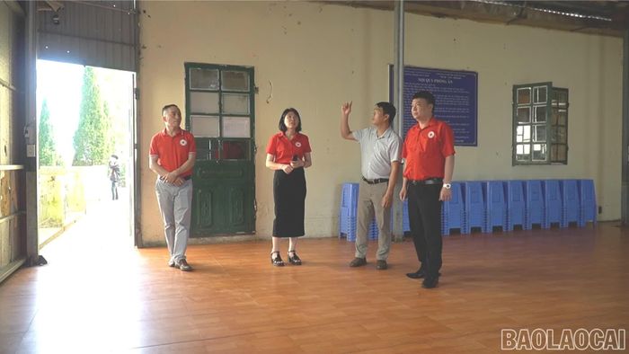  Khu bếp ăn và nhà ăn cho học sinh Trường TH&THCS số 2 Tả Phời đã xuống cấp. 