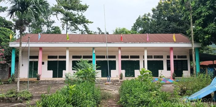 Kiểm tra và rà soát một số điểm trường sau sắp xếp cơ sở giáo dục.