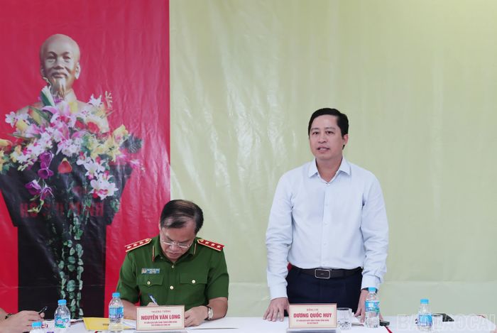 Bí thư Tỉnh ủy Lào Cai Dương Quốc Huy phát biểu tại buổi làm việc.