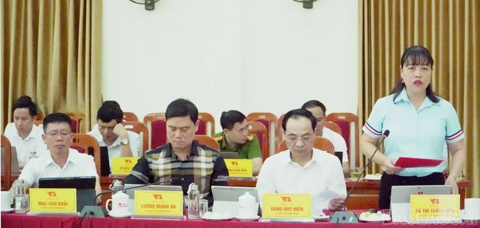 Lãnh đạo phường Trung Tâm phát biểu.