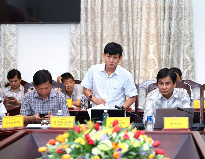 Phó Giám đốc Sở Tài Chính Võ Đức Tuấn phát biểu tại buổi làm việc