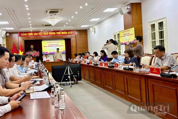 Quang cảnh buổi làm việc - Ảnh: C.N
