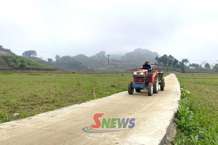 Đường nội đồng bản Bó Nhàng 2, xã Vân Hồ được xây dựng từ nguồn lực xã hội hóa.