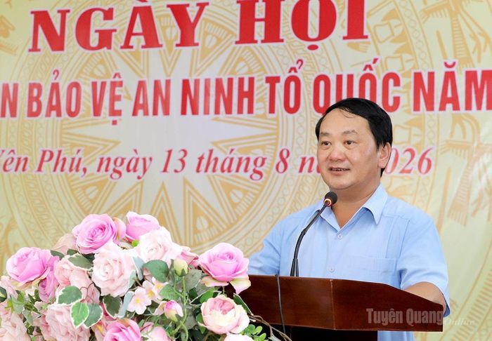 Bí thư Tỉnh ủy Hầu A Lềnh phát biểu tại Ngày hội Toàn dân bảo vệ an ninh Tổ quốc xã Yên Phú.