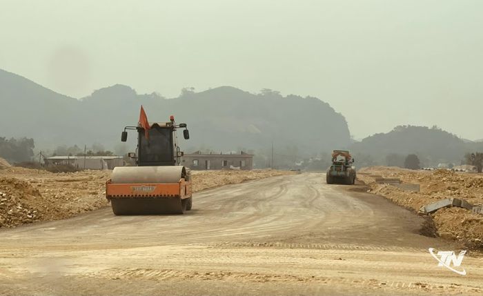 Cụm công nghiệp Yên Lạc (xã Phú Lương) có nhu cầu rất cao về đá, cát, sỏi để hoàn thành đúng tiến độ.