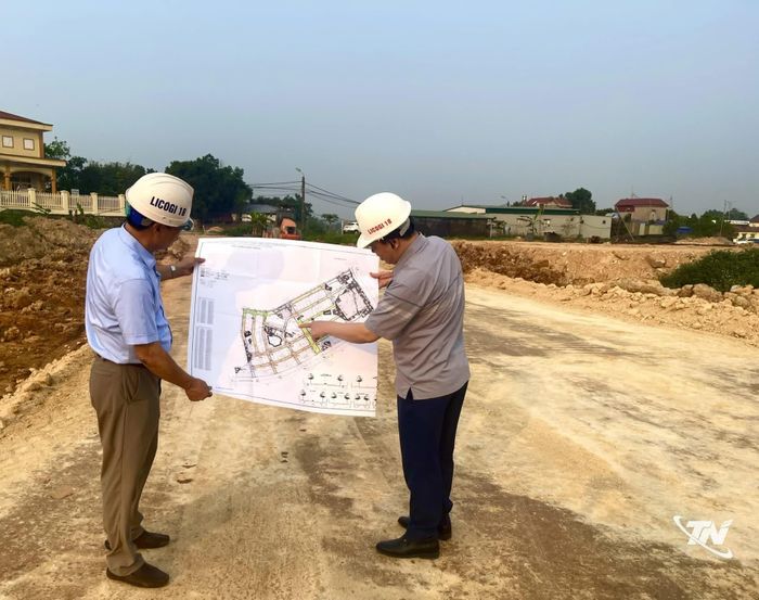 Các công trình hạ tầng đô thị đồng loạt triển khai, kéo theo nhu cầu lớn về đất san lấp và các loại vật liệu xây dựng.