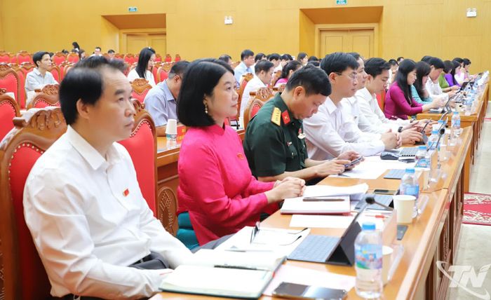 Các đại biểu dự Kỳ họp.