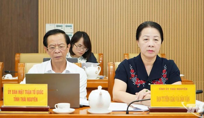 Đại biểu dự Hội nghị.
