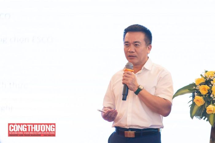  Ông Trần Viết Nguyên - Phó Trưởng Ban Kinh doanh, Tập đoàn điện lực Việt Nam (EVN) chia sẻ về kinh nghiệm triển khai mô hình ESCO. 