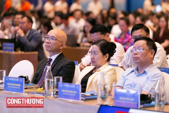 Phó Cục trưởng Cục Xuất nhập khẩu (Bộ Công Thương) Trần Thanh Hải tham dự Diễn đàn.