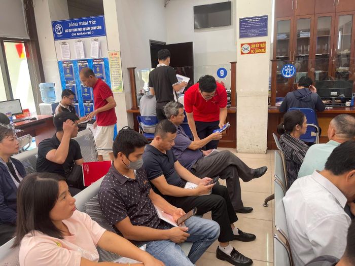Điểm hỗ trợ Dịch vụ công số Hà Đông tại phố Hà Cầu, phường Hà Đông, TP Hà Nội.