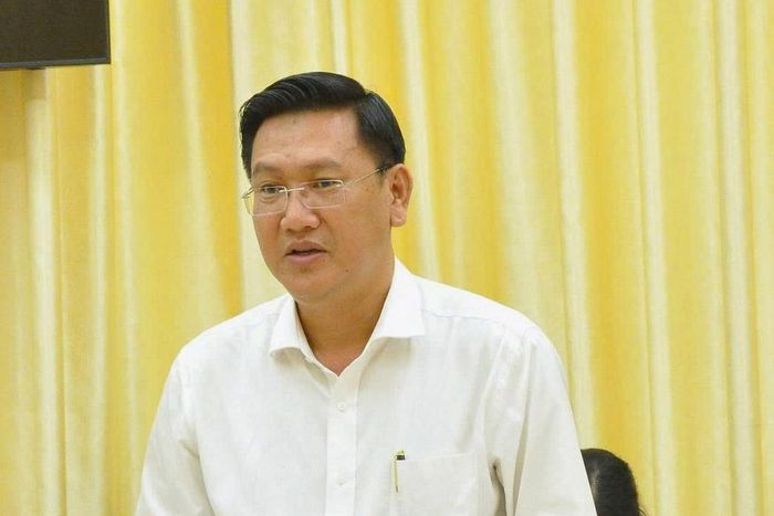 Ông Mai Văn Tân, Giám đốc Sở Xây dựng TP Cần Thơ báo cáo Đề án phát triển đô thị thông minh.