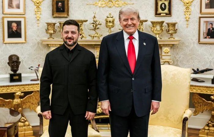 Tổng thống Ukraine Volodymyr Zelensky và người đồng cấp Mỹ Donald Trump tại Phòng Bầu dục. Ảnh: Nhà Trắng