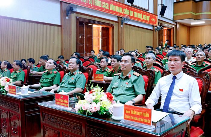 Các đại biểu dự buổi gặp mặt.