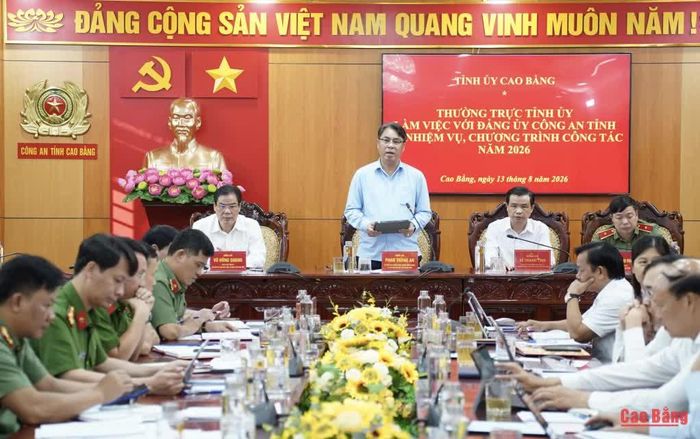 Bí thư Tỉnh ủy, Chủ tịch HĐND tỉnh Phan Thăng An kết luận buổi làm việc.