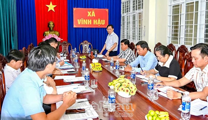Đại biểu tham dự buổi giám sát.