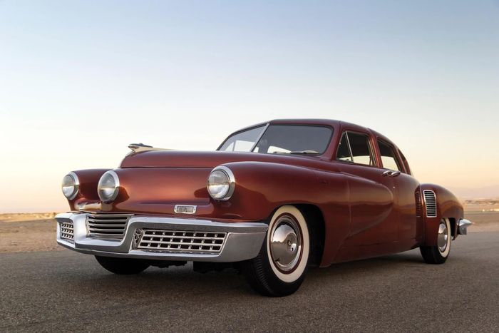 Tucker 48 có công nghệ đi trước thời đại nhưng thất bại quá sớm