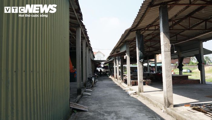 Sở Nông nghiệp và Môi trường Quảng Ninh yêu cầu Công ty TNHH Văn Huy nghiêm chỉnh chấp hành quyết định xử phạt. Trường hợp quá thời hạn vẫn không tự nguyện chấp hành sẽ bị cưỡng chế theo quy định và cứ mỗi ngày chậm nộp tiền phạt sẽ phải nộp thêm 0,05% tính trên tổng số tiền phạt chưa nộp.