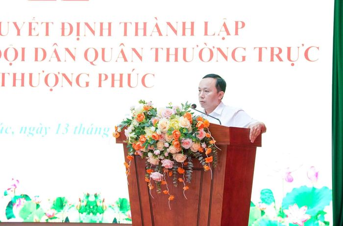 Chủ tịch UBND xã Thượng Phúc Lý Văn Dũng phát biểu. Ảnh: Diệu Hương