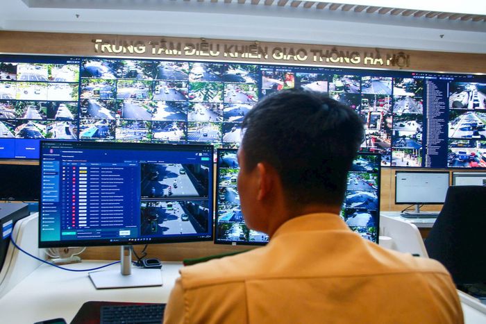 Camera Ai giám sát đường phố 22/24. Ảnh: Phạm Công
