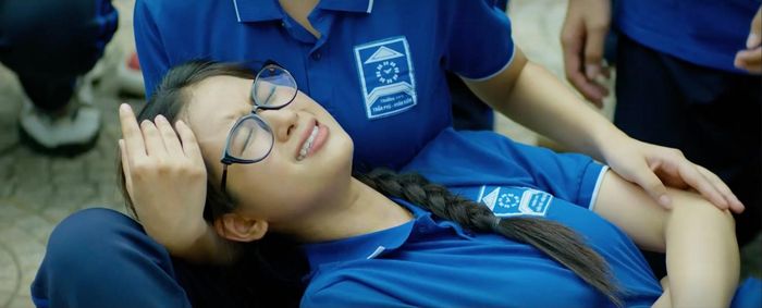 Phương Ly luôn mang lại tiếng cười cho bộ tứ bạn thân.