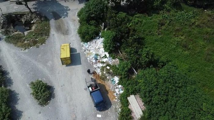 Tại một số vị trí, khu vực đã được đầu tư hạ tầng nhưng chưa khai thác đồng bộ lại xuất hiện rác thải, ảnh hưởng đến mỹ quan đô thị và môi trường xung quanh.