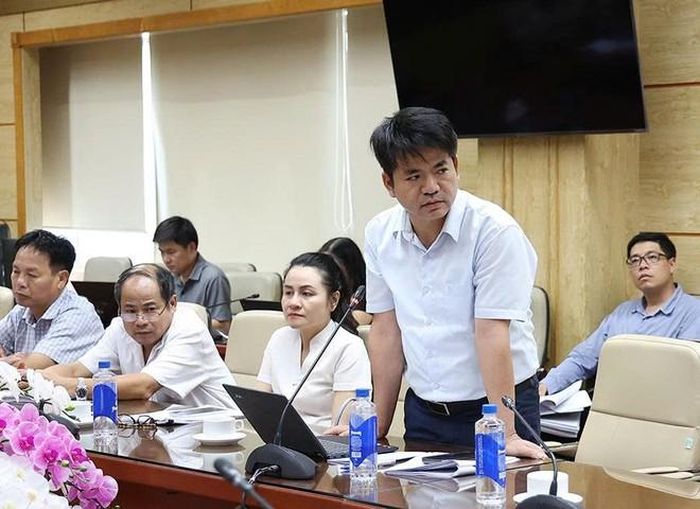 Các đại biểu phát biểu.  Ảnh: Trần Minh