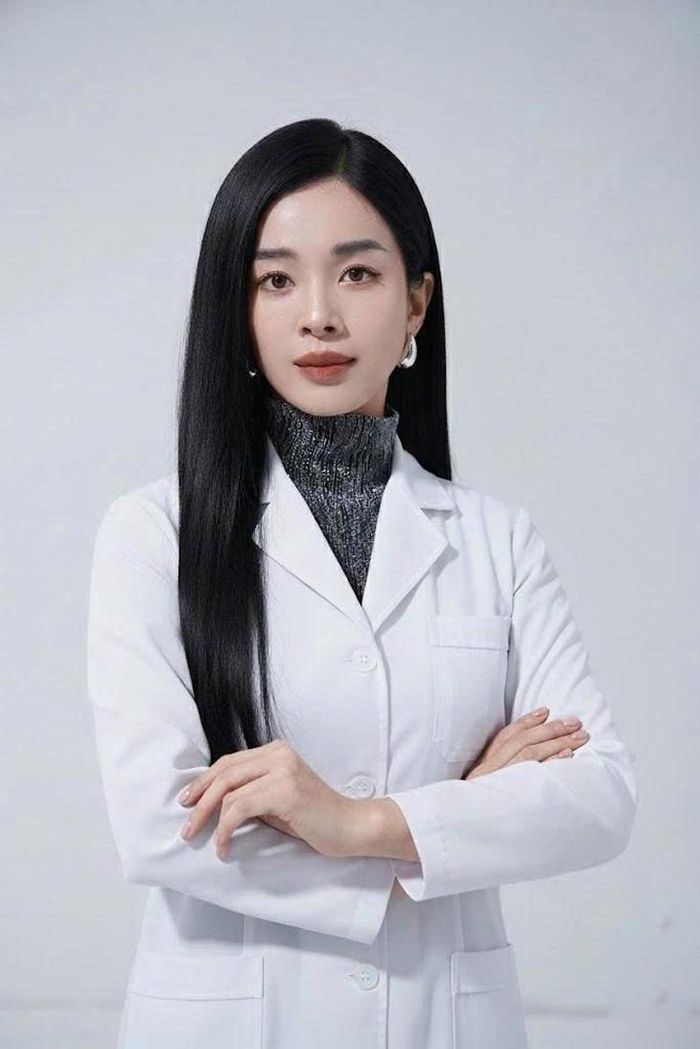 Dược sĩ Bình tận tâm vì dinh dưỡng chiều cao trẻ em. Ảnh: Nhân vật cung cấp