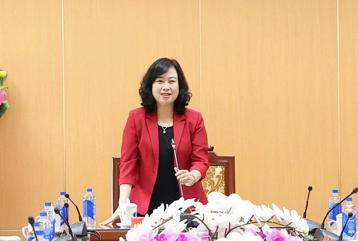 Bộ trưởng Bộ Y tế Đào Hồng Lan phát biểu chỉ đạo. Ảnh: Trần Minh