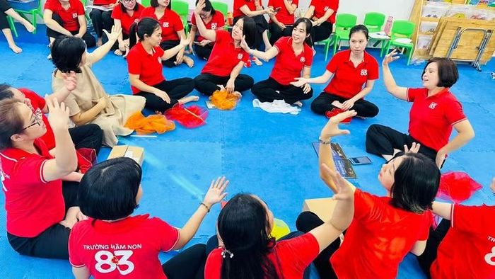 Tiếp tục thực hiện việc xếp lương đối với nhà giáo. (Ảnh: Hoa Tiên)