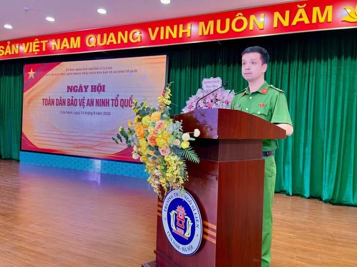 Thượng tá Trần Xuân Hải - Trưởng Công an phường Cửa Nam phát biểu tiếp thu các ý kiến chỉ đạo